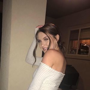 Meet your Posher, Jade